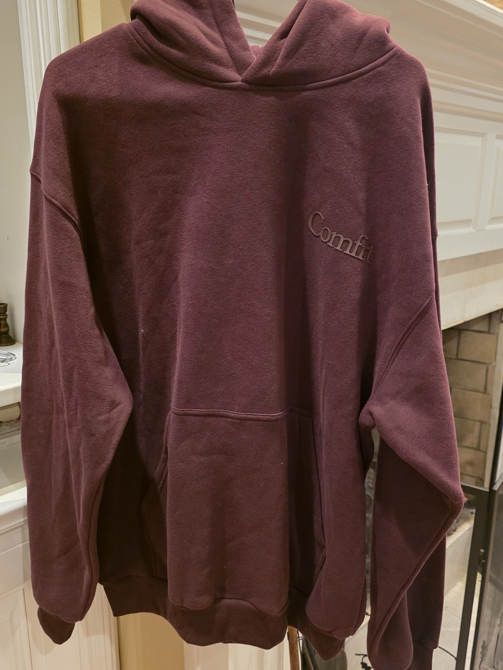 Comfrt Oversized Hoodie in Deep Maroon